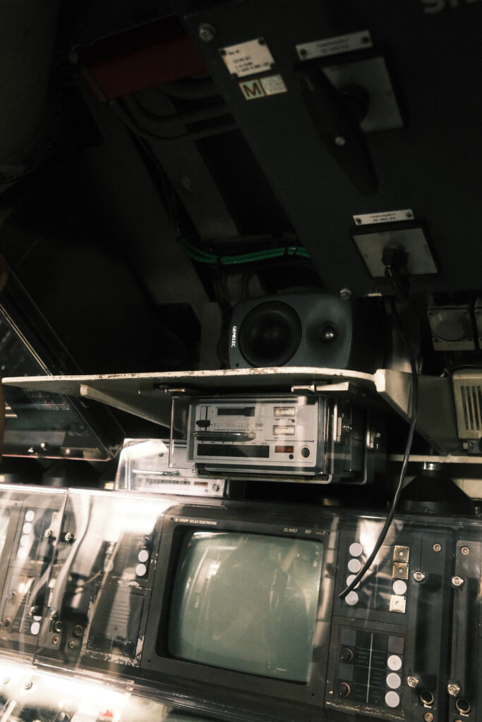 Eleven Genelec 8010A and two 8030C loudspeakers are integrated throughout the U17 submarine.